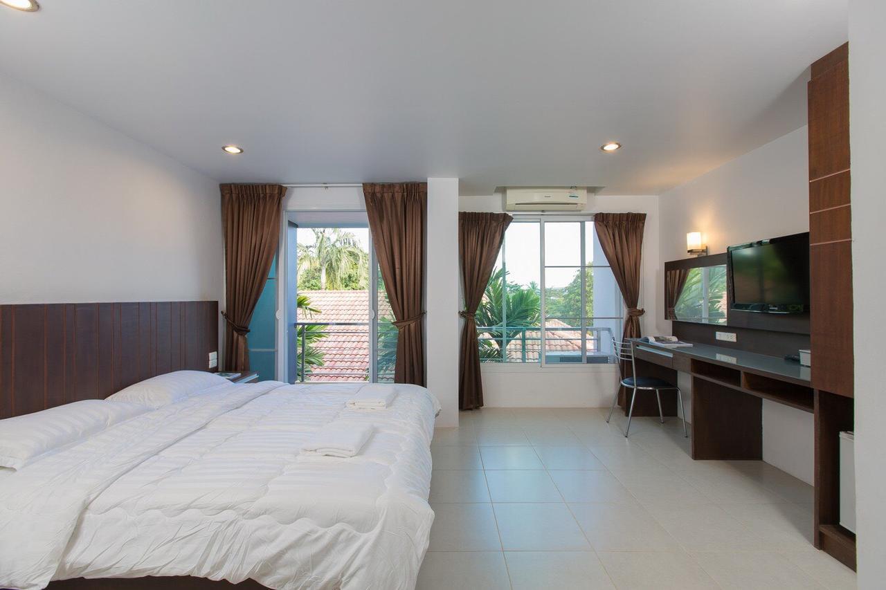 Hotel Joan House Rawai Exterior foto